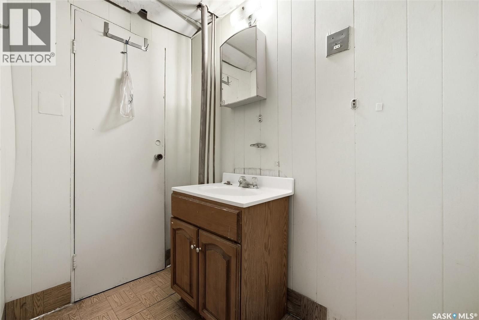 535 Osler Street, Regina, Saskatchewan  S4R 1W2 - Photo 26 - SK027666