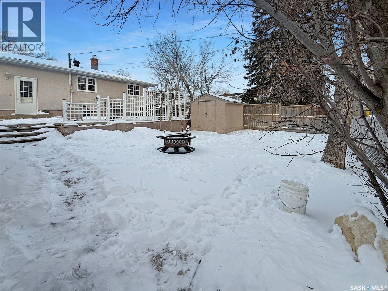 1110 Bothwell Drive, Swift Current, Saskatchewan  S9H 1Z9 - Photo 24 - SK027525