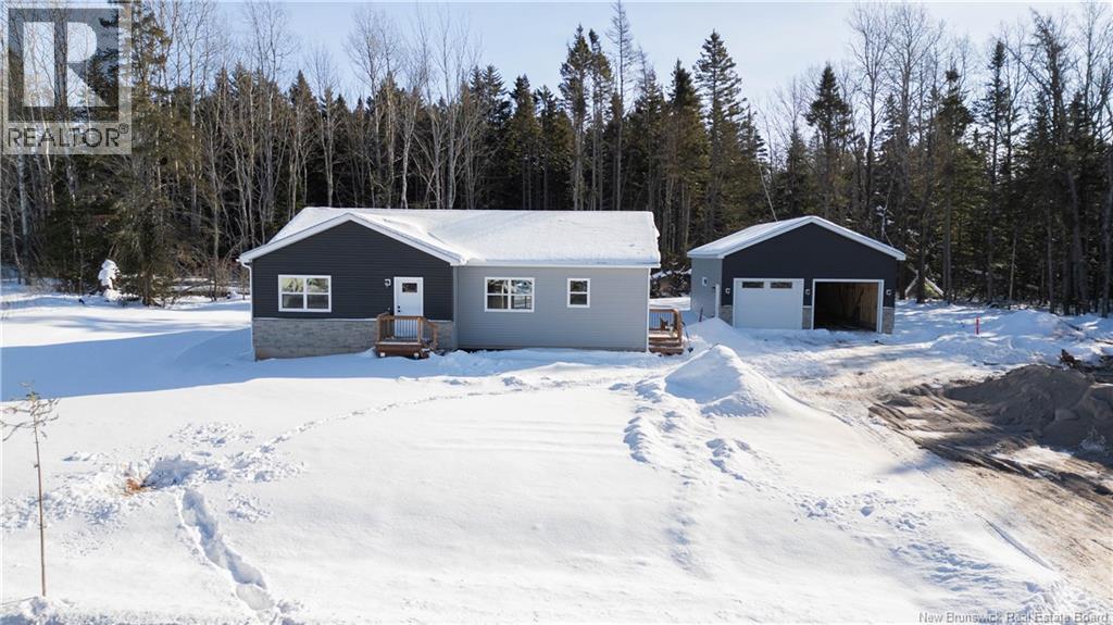 57 Crossman Road, Sackville, New Brunswick  E4L 2Y3 - Photo 2 - NB132836