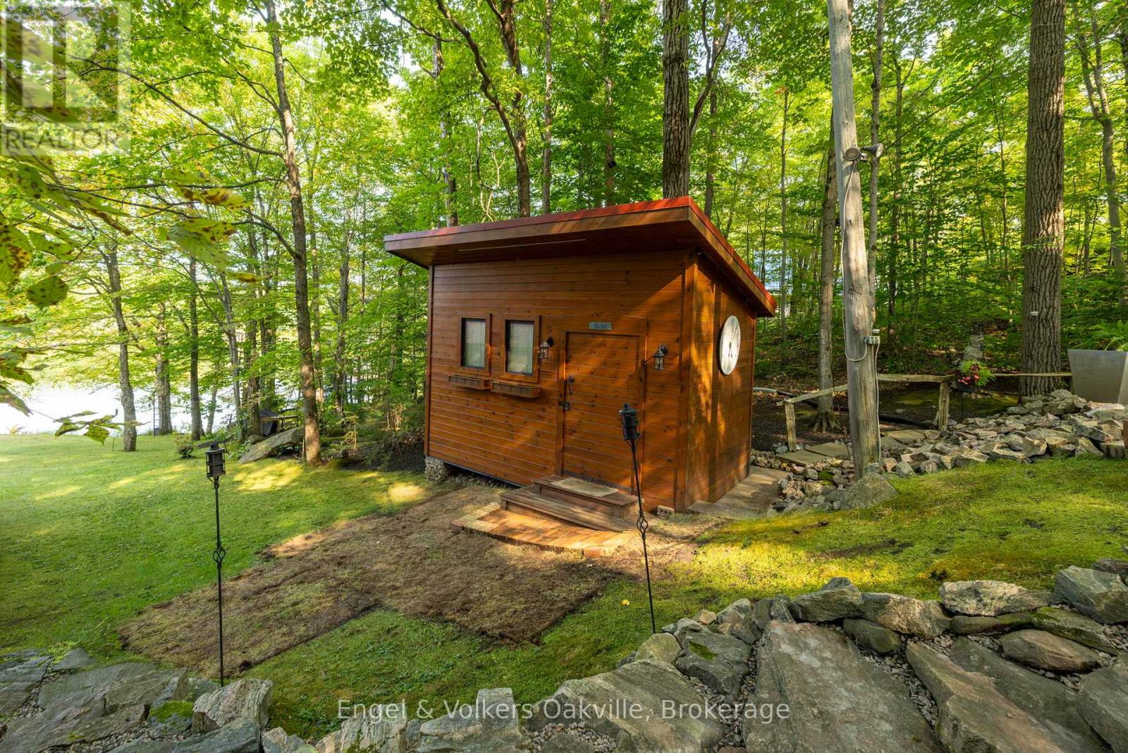 87 Dayeo Drive, Georgian Bay, Ontario  P0C 1H0 - Photo 33 - X12742162