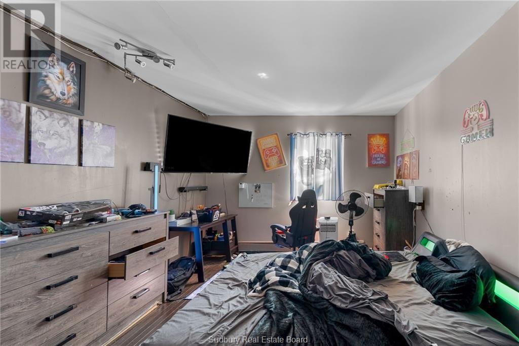 29 Laren Street, Wahnapitae, Ontario  P0M 3C0 - Photo 23 - 2125278