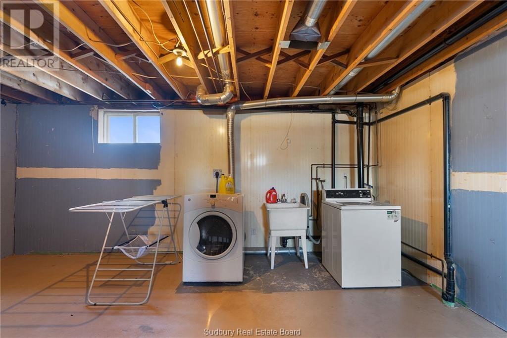 29 Laren Street, Wahnapitae, Ontario  P0M 3C0 - Photo 57 - 2125278