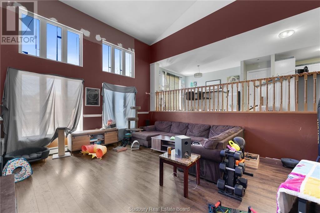 29 Laren Street, Wahnapitae, Ontario  P0M 3C0 - Photo 8 - 2125278