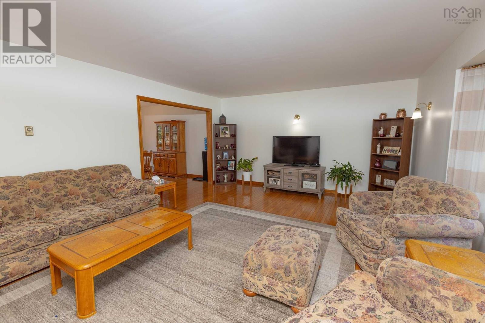 5691 Ns Trunk 3, Jordan Falls, Nova Scotia  B0T 1J0 - Photo 5 - 202601770