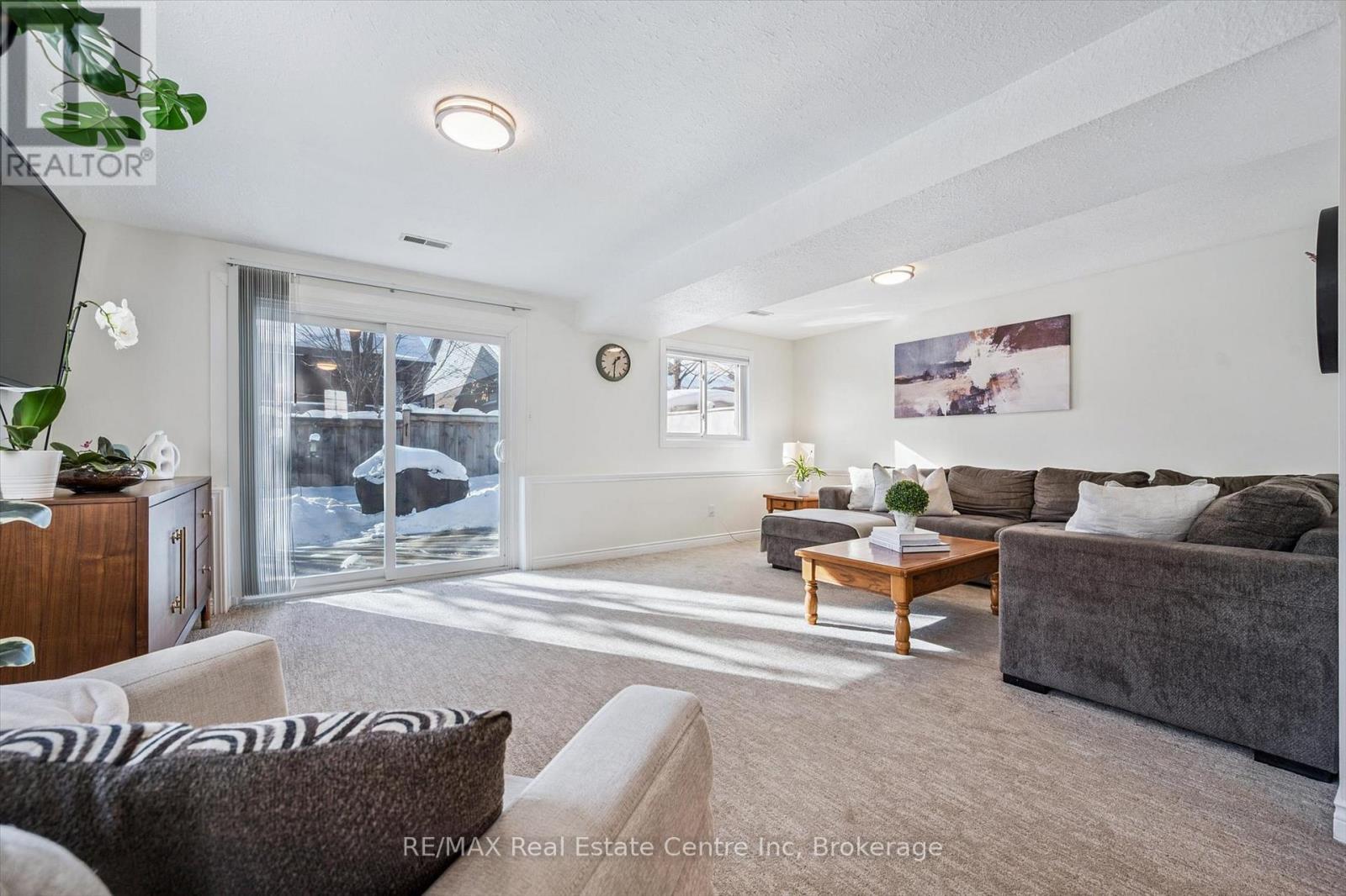 527 Mctavish Street, Centre Wellington, Ontario  N1M 3P9 - Photo 15 - X12742184