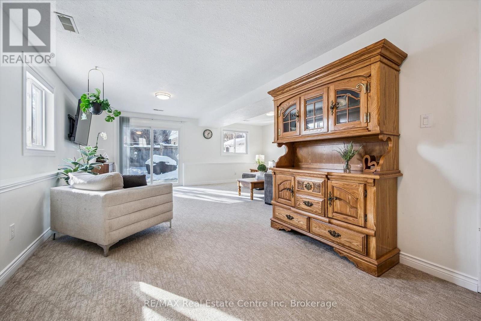 527 Mctavish Street, Centre Wellington, Ontario  N1M 3P9 - Photo 19 - X12742184