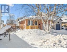 527 MCTAVISH STREET, Centre Wellington, Ontario