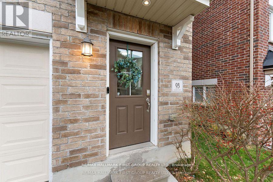 93 Markham Trail, Clarington, Ontario  L1C 0S4 - Photo 3 - E12742138