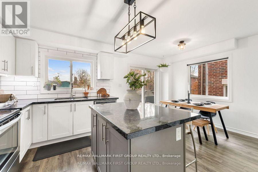 93 Markham Trail, Clarington, Ontario  L1C 0S4 - Photo 9 - E12742138