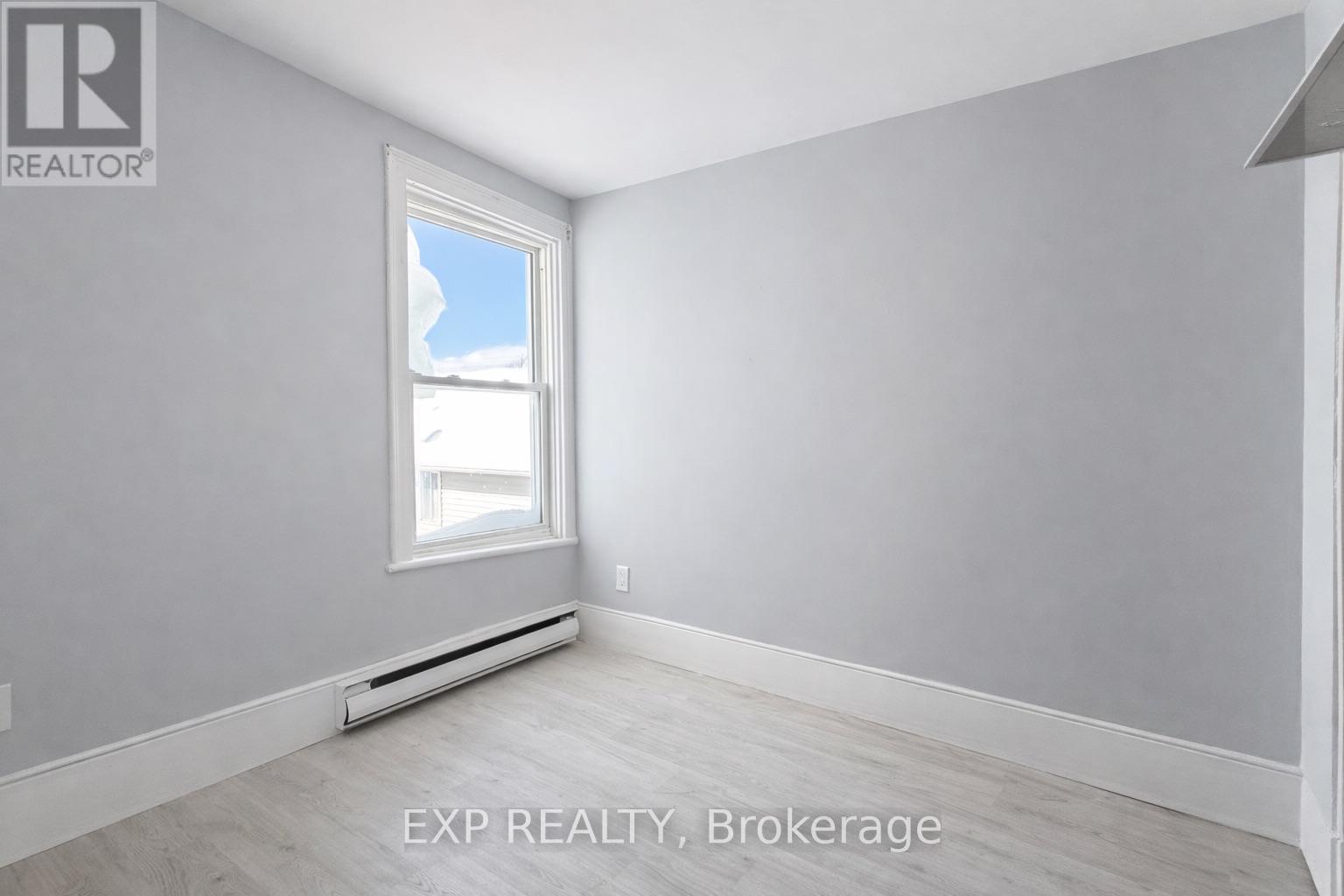 68-70 South George Street, Belleville, Ontario  K8N 3G6 - Photo 8 - X12742152