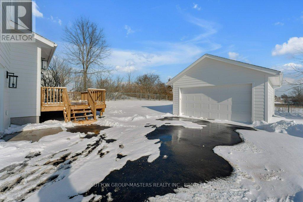 264 Old Kiln Crescent, Kingston (Kingston East (Incl Barret Crt)), Ontario  K7K 0L7 - Photo 4 - X12742216