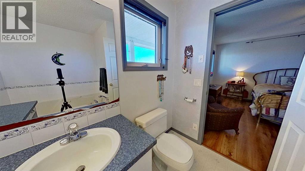 250043 Range Road 255, Rural Wheatland County, Alberta  T1P 0H9 - Photo 22 - A2279877