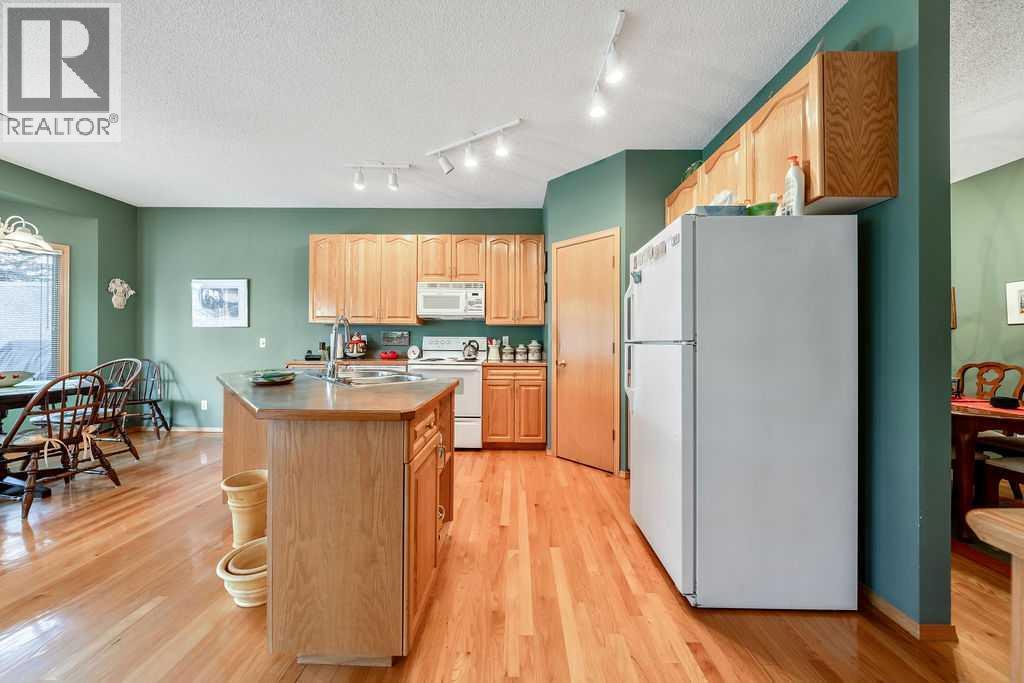 18 Prominence View Sw, Calgary, Alberta  T3H 3E8 - Photo 11 - A2281711