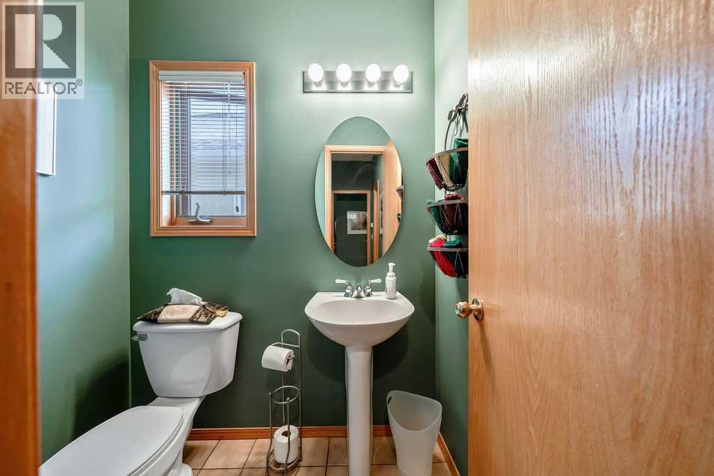 18 Prominence View Sw, Calgary, Alberta  T3H 3E8 - Photo 9 - A2281711