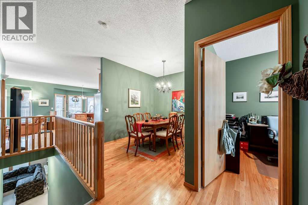 18 Prominence View Sw, Calgary, Alberta  T3H 3E8 - Photo 6 - A2281711