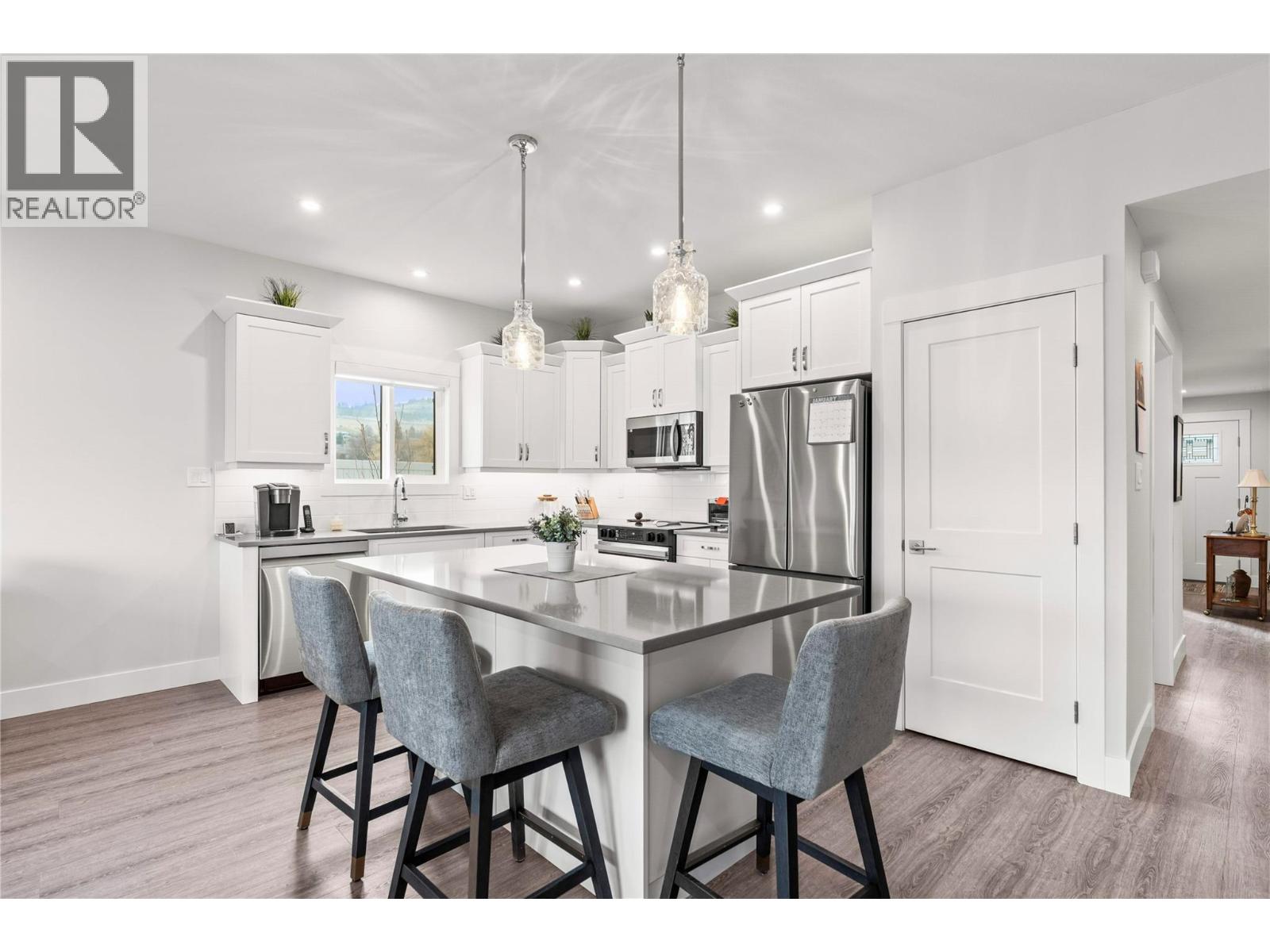 6453 Okanagan Landing Road, Vernon, British Columbia  V1H 1M5 - Photo 5 - 10374191