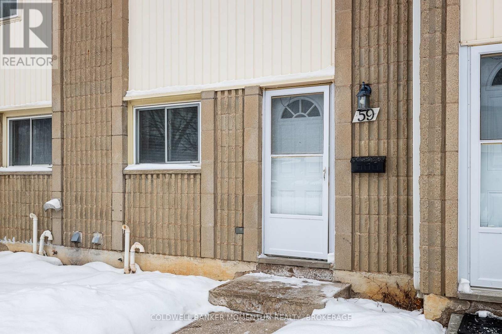 59 - 25 Linfield Drive, St. Catharines, Ontario  L2N 5T7 - Photo 2 - X12742156