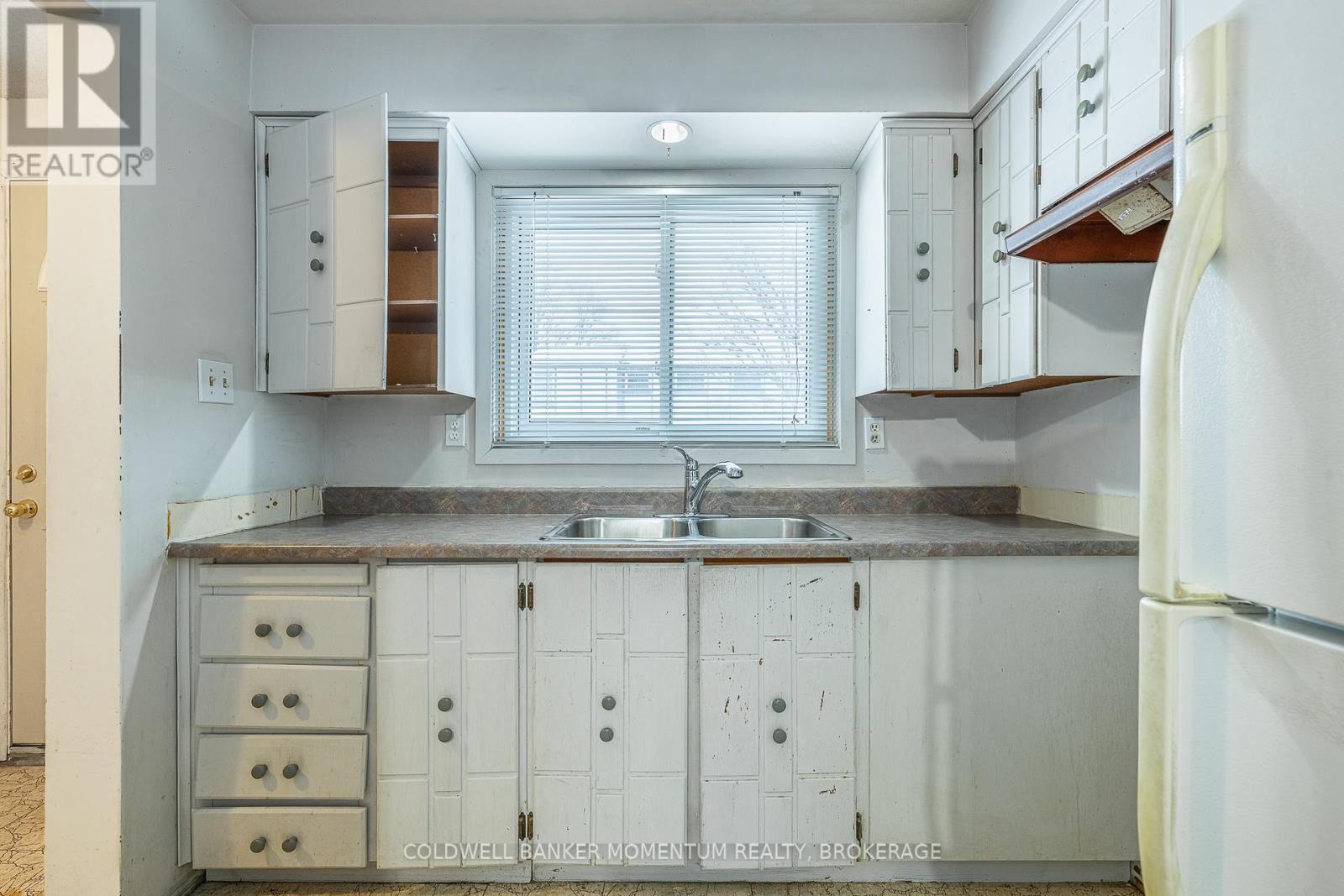 59 - 25 Linfield Drive, St. Catharines, Ontario  L2N 5T7 - Photo 4 - X12742156