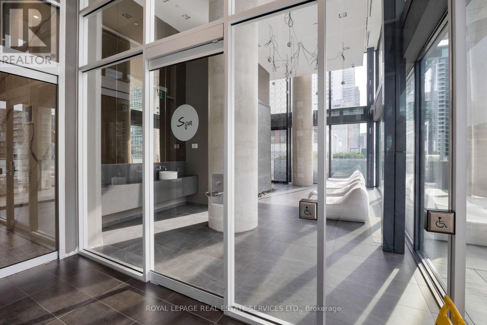 1013 - 161 Roehampton Avenue, Toronto, Ontario  M4P 0C8 - Photo 21 - C12736858