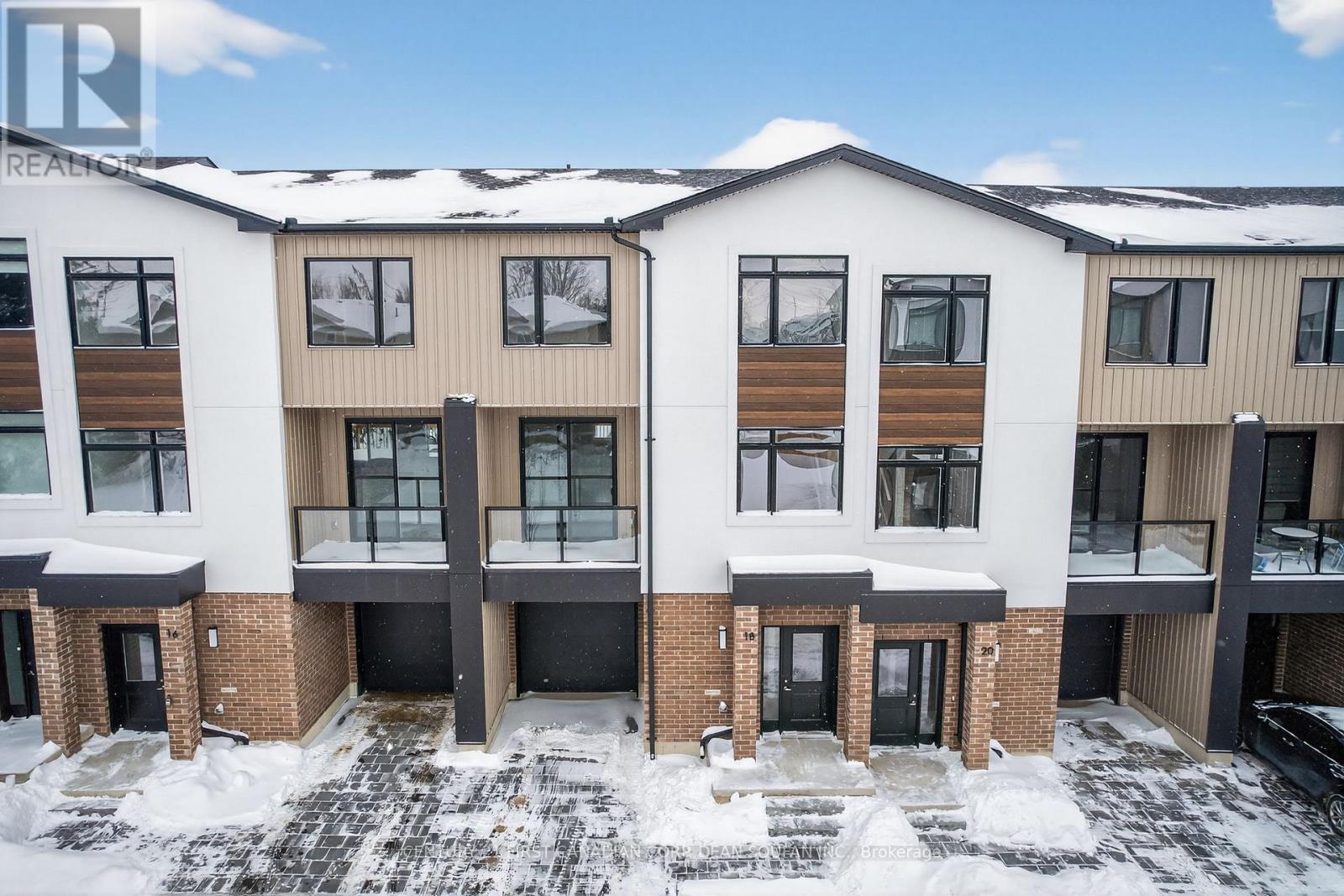 18 - 349 SOUTHDALE ROAD E, London South, Ontario