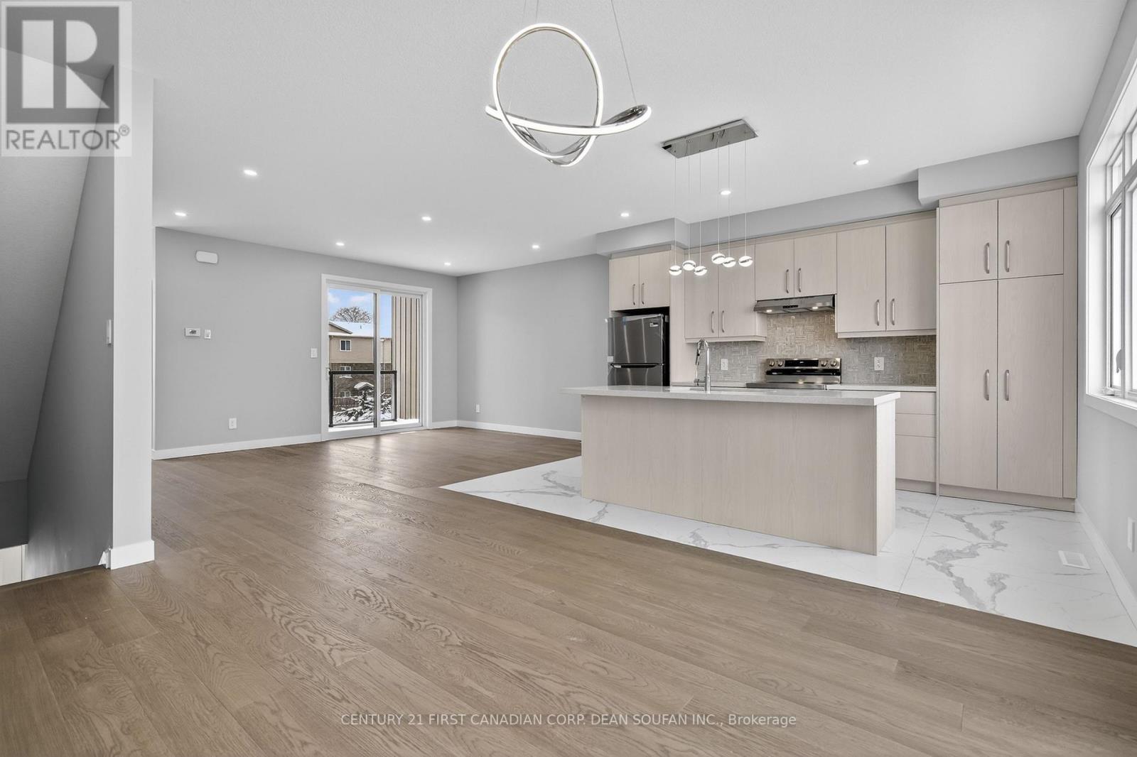 18 - 349 Southdale Road E, London South, Ontario  N6E 1A2 - Photo 14 - X12736758