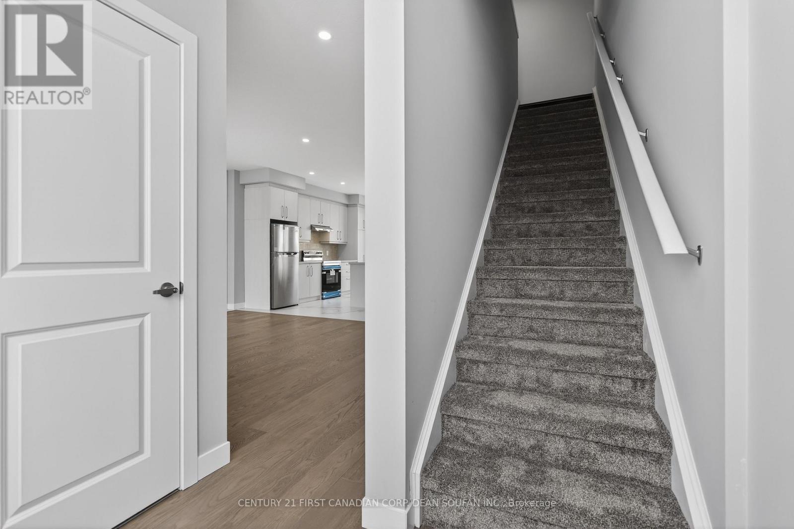 18 - 349 Southdale Road E, London South, Ontario  N6E 1A2 - Photo 27 - X12736758