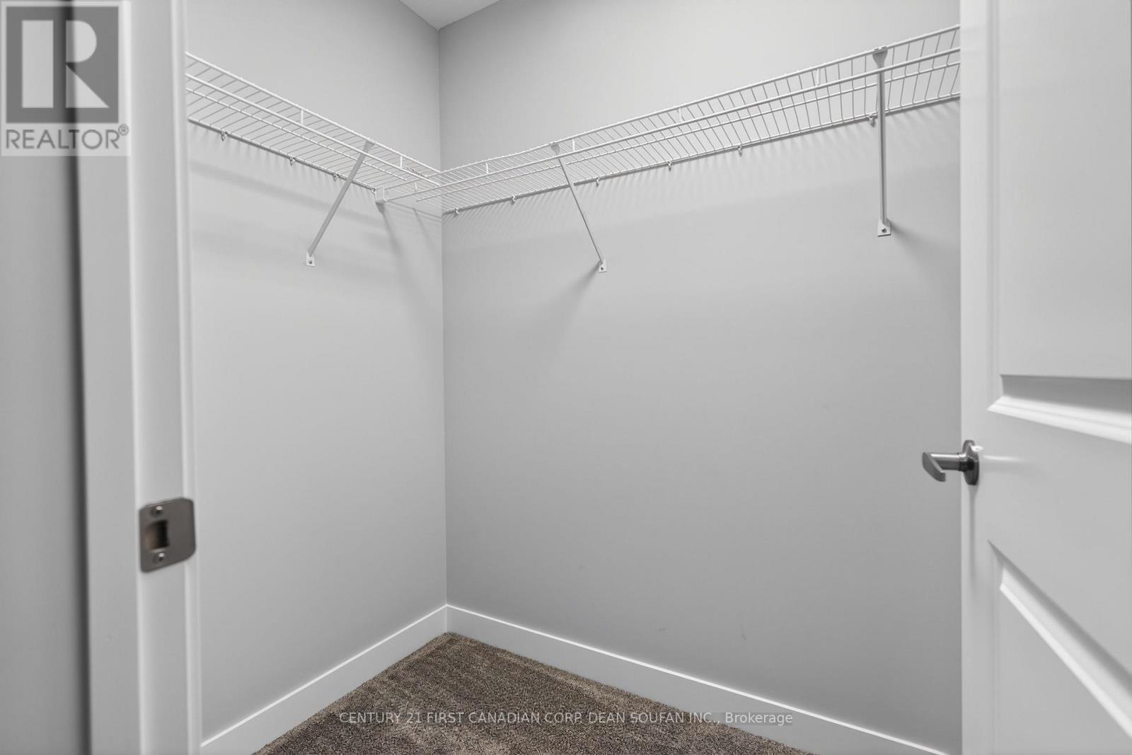 18 - 349 Southdale Road E, London South, Ontario  N6E 1A2 - Photo 32 - X12736758