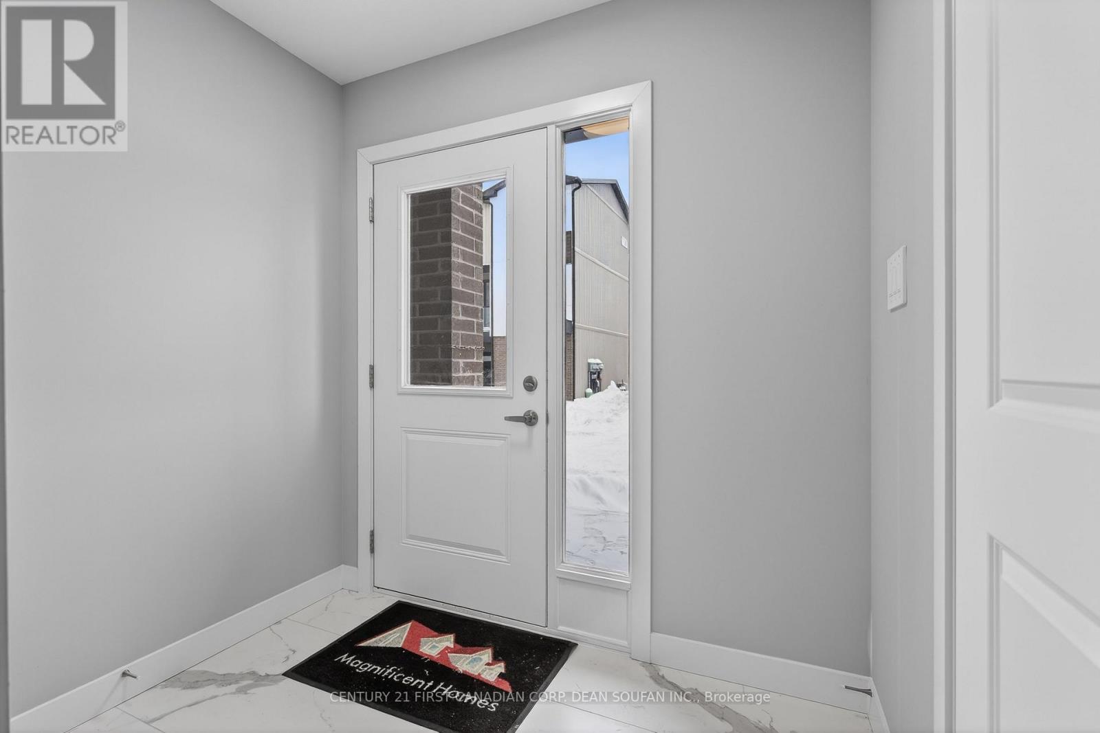 18 - 349 Southdale Road E, London South, Ontario  N6E 1A2 - Photo 5 - X12736758