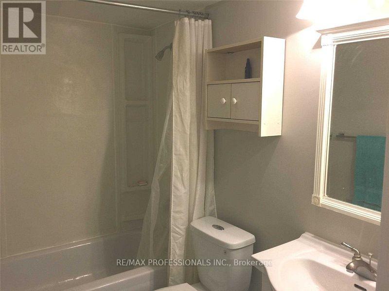 1907 - 714 The West Mall, Toronto, Ontario  M9X 4C1 - Photo 10 - W12731046