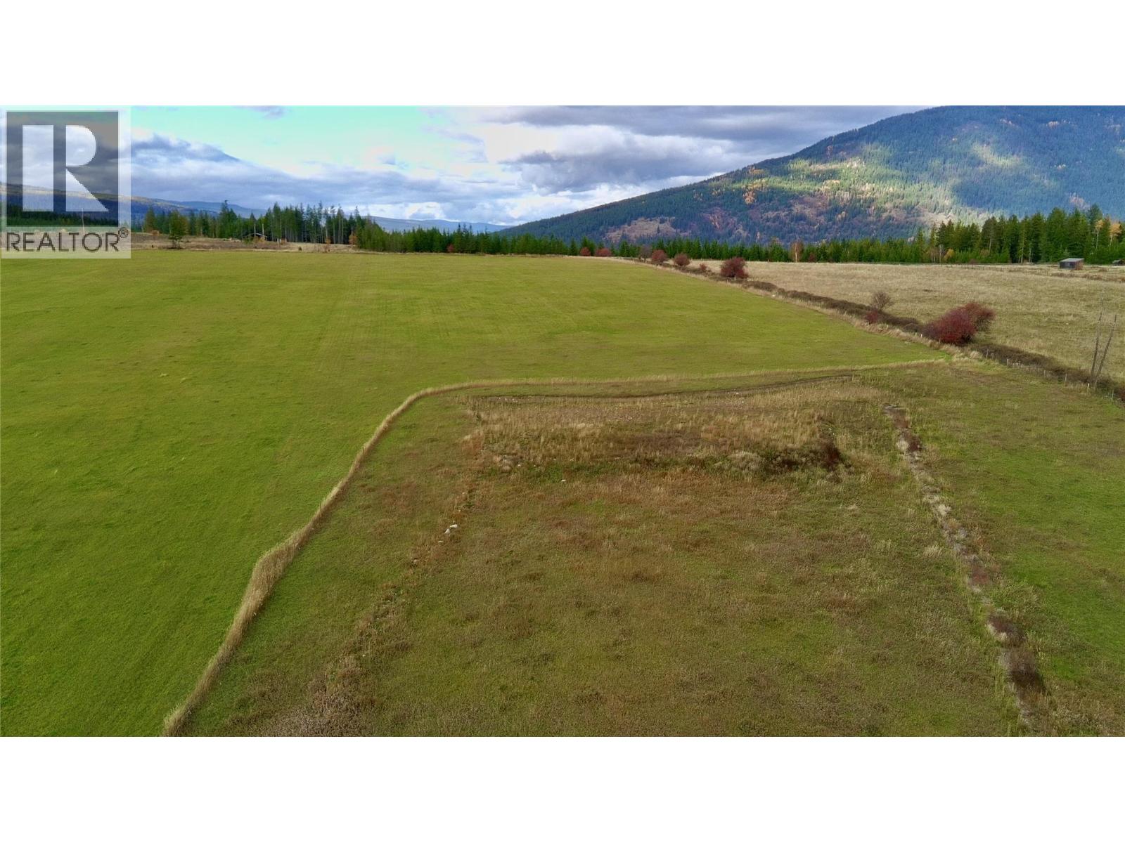 180 Mitchell Road, Cherryville, British Columbia  V0E 2G3 - Photo 13 - 10374230