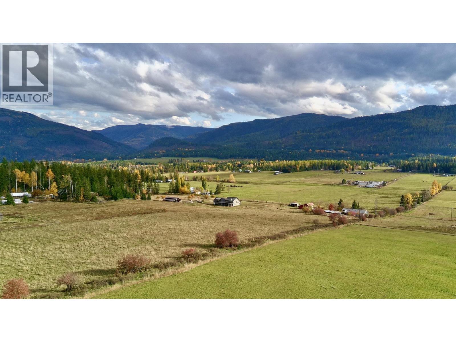 180 Mitchell Road, Cherryville, British Columbia  V0E 2G3 - Photo 17 - 10374230