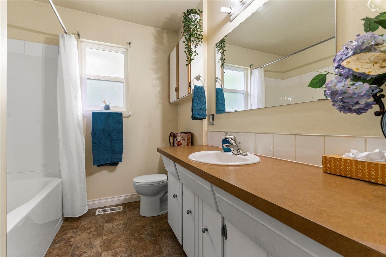 35063 Delair Road, Abbotsford, British Columbia  V3G 2E3 - Photo 15 - R3084727