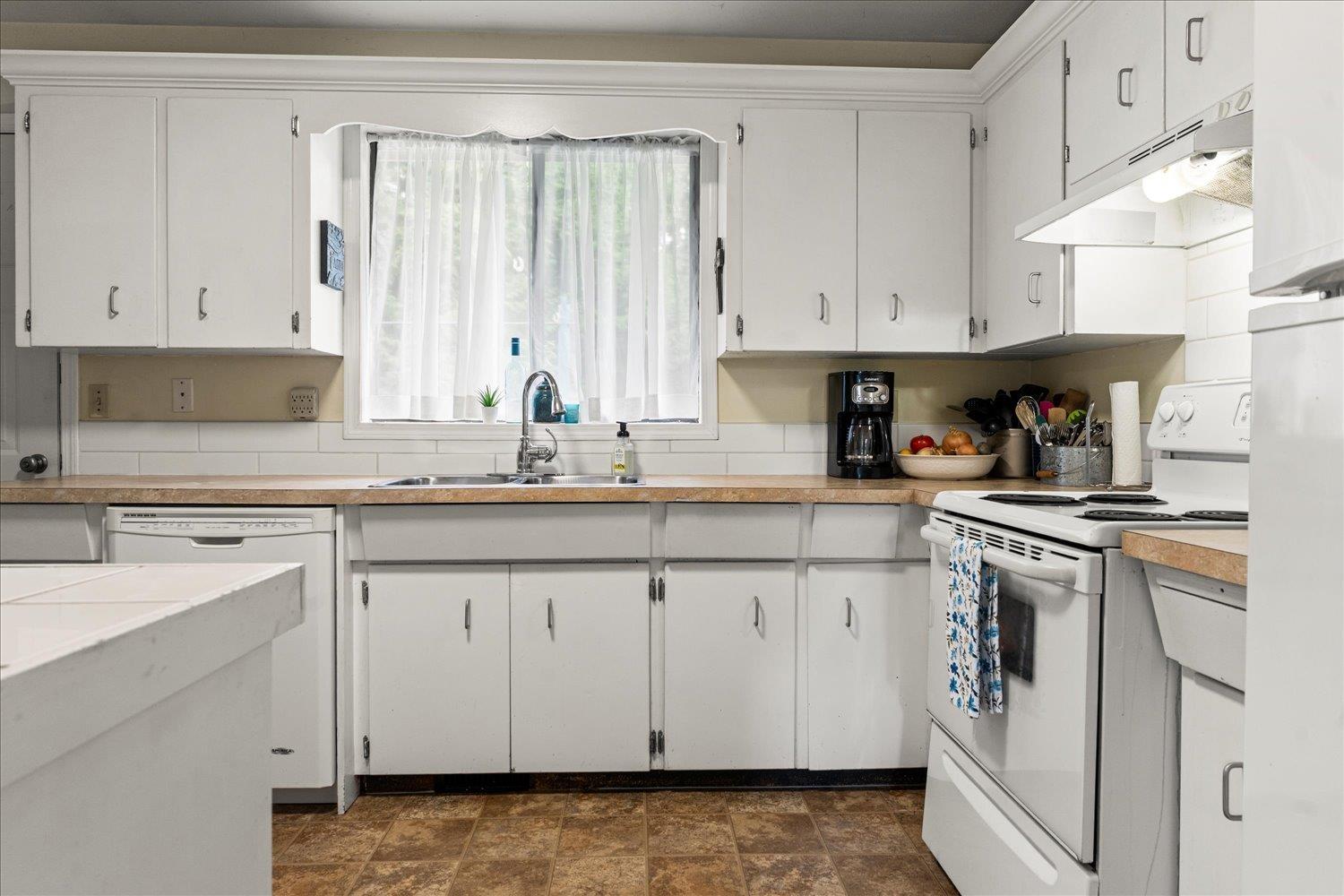 35063 Delair Road, Abbotsford, British Columbia  V3G 2E3 - Photo 13 - R3084727