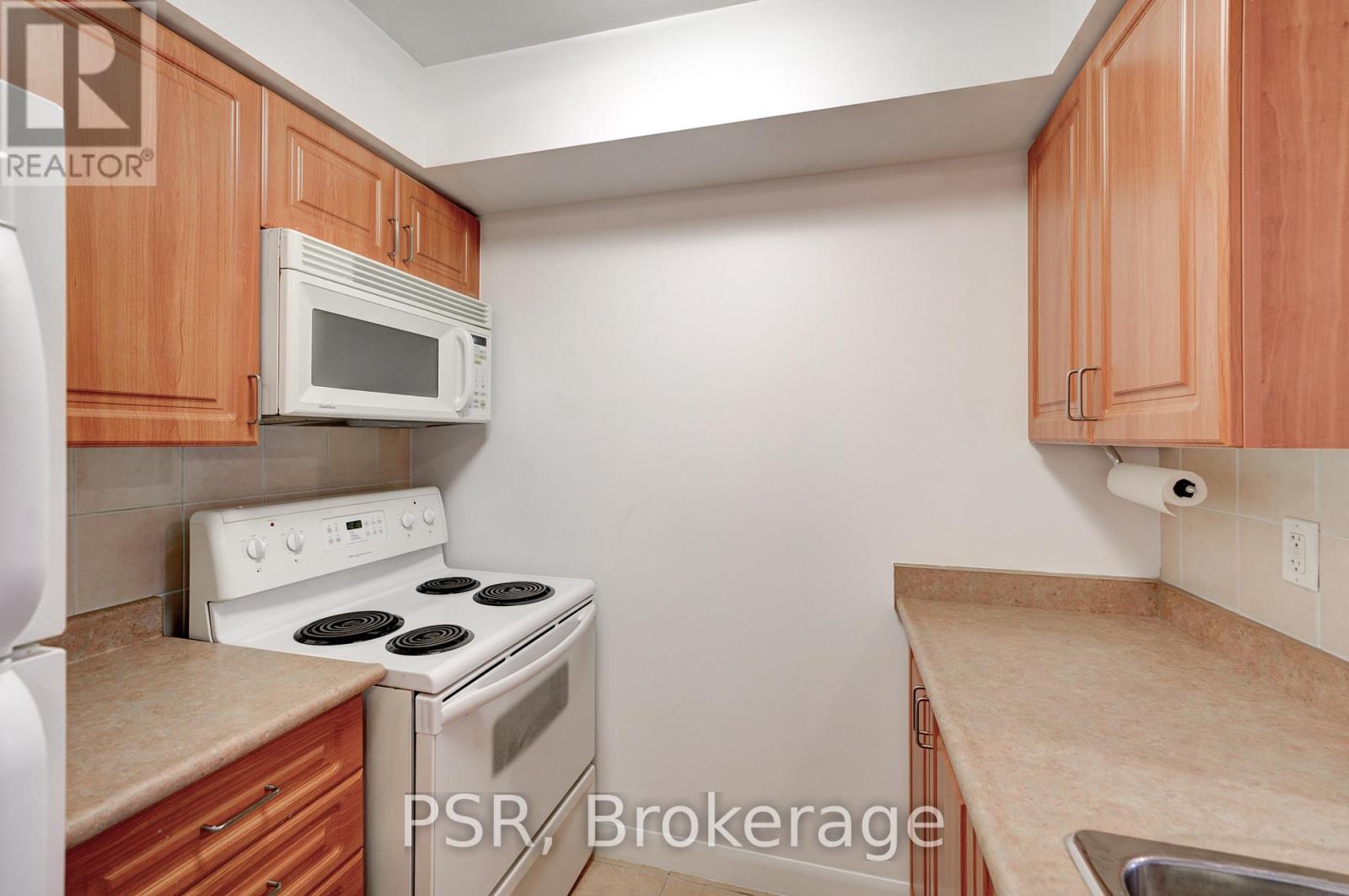 906 - 4978 Yonge Street, Toronto, Ontario  M2N 7G8 - Photo 9 - C12742160