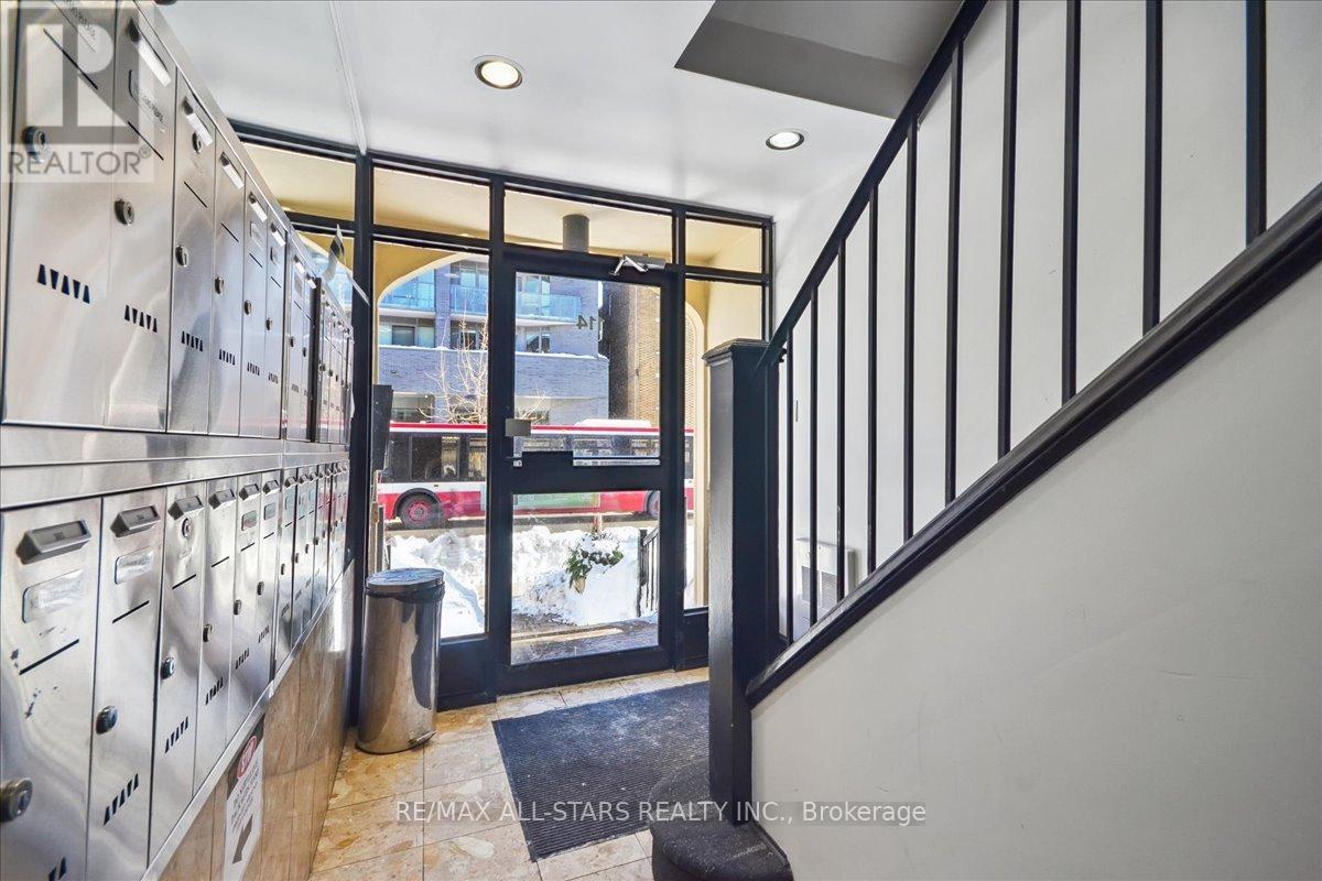 307 - 114 Vaughan Road, Toronto, Ontario  M6C 2M1 - Photo 28 - C12742202