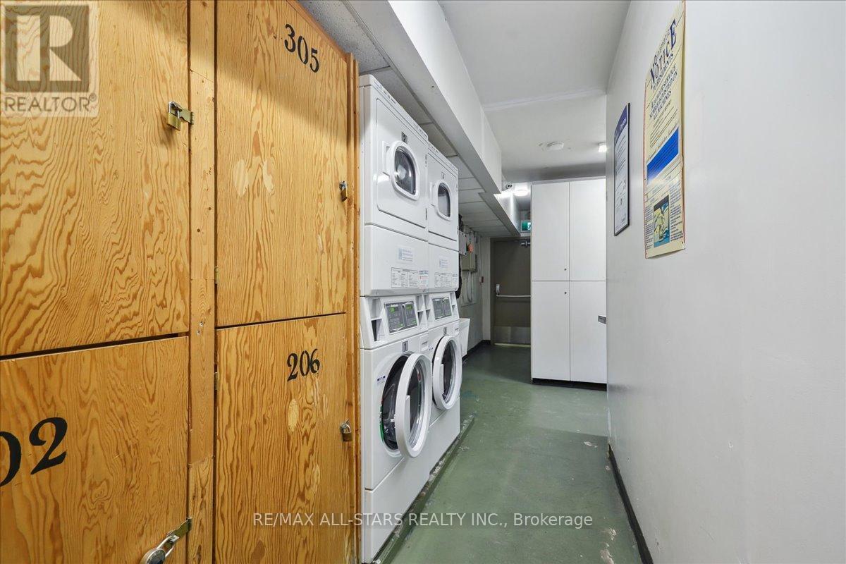 307 - 114 Vaughan Road, Toronto, Ontario  M6C 2M1 - Photo 33 - C12742202