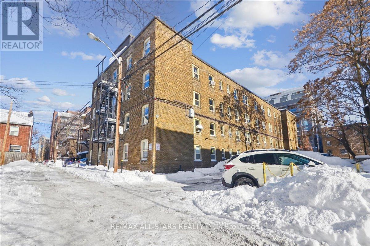 307 - 114 Vaughan Road, Toronto, Ontario  M6C 2M1 - Photo 35 - C12742202