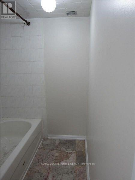 Bsmt - 984 Kennedy Road, Toronto, Ontario  M1P 2K4 - Photo 12 - E12742168