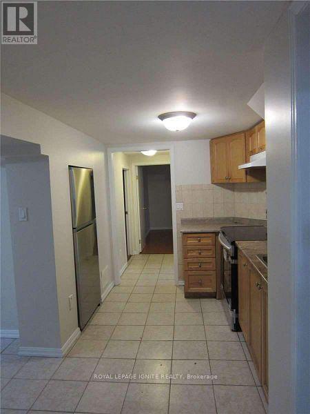 Bsmt - 984 Kennedy Road, Toronto, Ontario  M1P 2K4 - Photo 3 - E12742168
