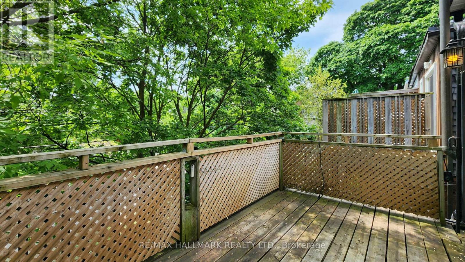 Upper - 215 Kingston Road, Toronto, Ontario  M4L 1T5 - Photo 6 - E12742172