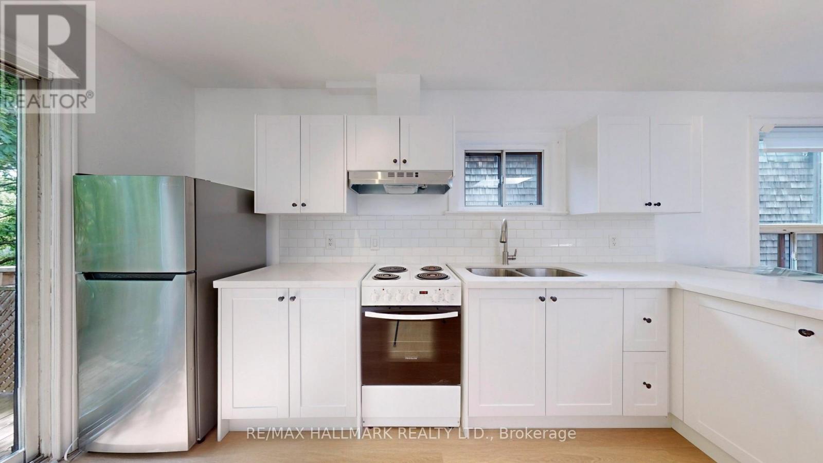 Upper - 215 Kingston Road, Toronto, Ontario  M4L 1T5 - Photo 8 - E12742172