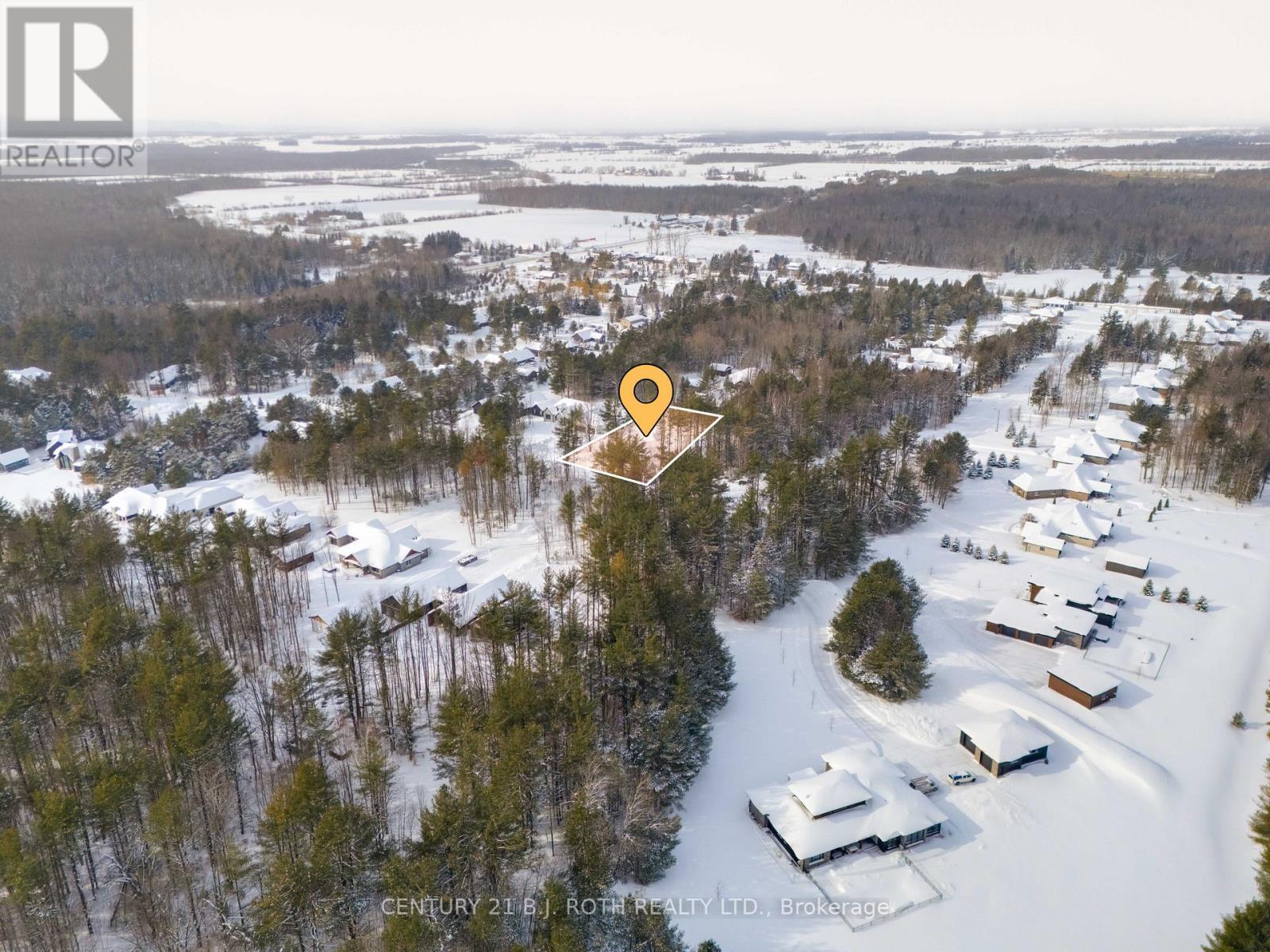 35 Marni Lane, Springwater, Ontario  L0L 2K0 - Photo 4 - S12742234