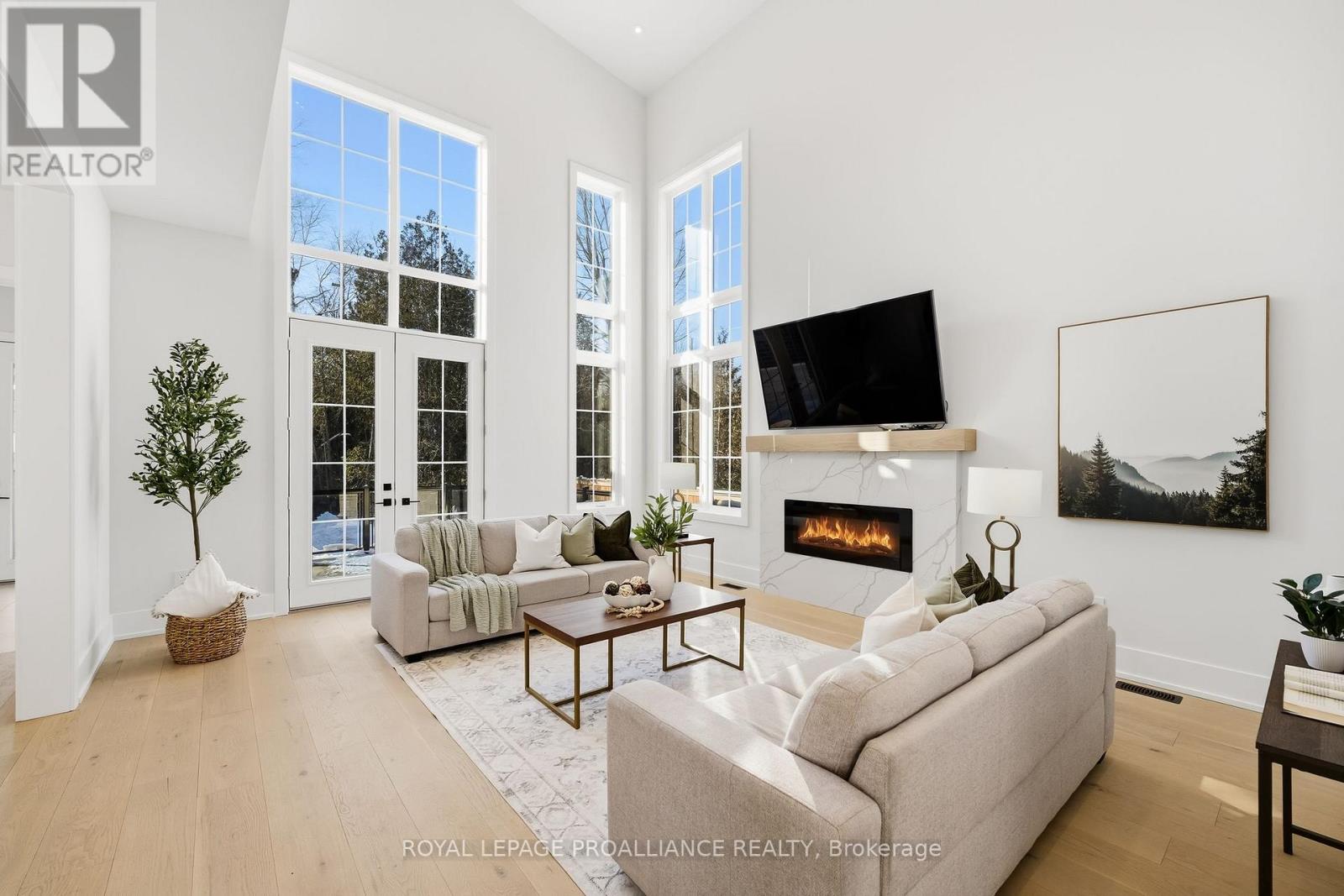 213 Suzanne Mess Boulevard, Cobourg, Ontario  K9A 3L3 - Photo 11 - X12739620