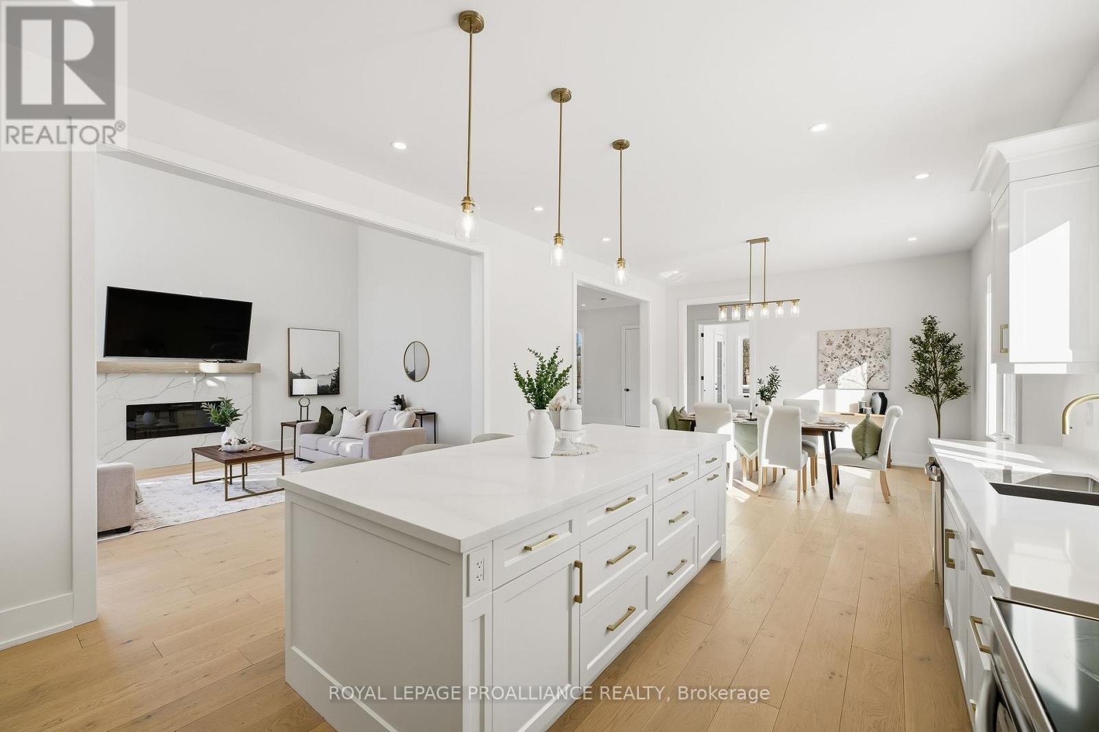 213 Suzanne Mess Boulevard, Cobourg, Ontario  K9A 3L3 - Photo 18 - X12739620