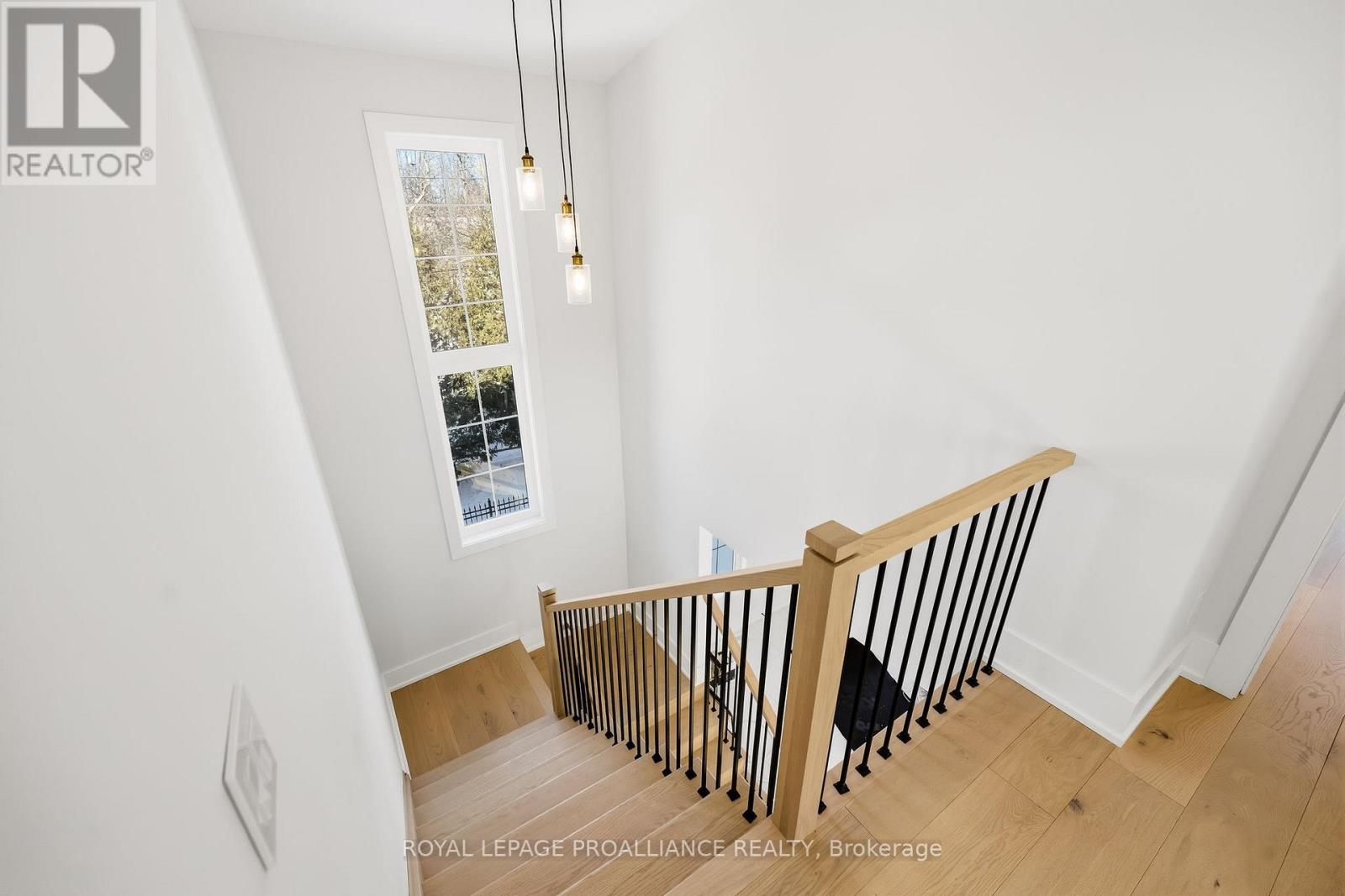 213 Suzanne Mess Boulevard, Cobourg, Ontario  K9A 3L3 - Photo 23 - X12739620