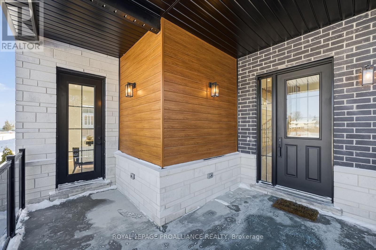 213 Suzanne Mess Boulevard, Cobourg, Ontario  K9A 3L3 - Photo 7 - X12739620