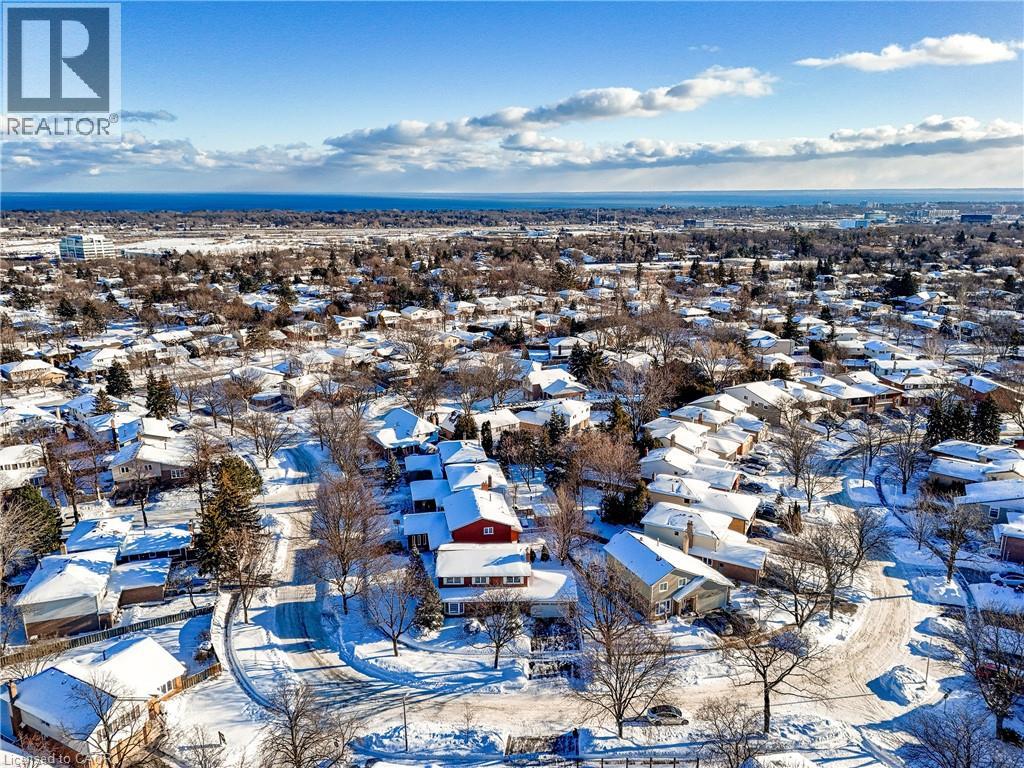 1404 Kimberley Drive, Oakville, Ontario  L6H 2W6 - Photo 2 - 40801861