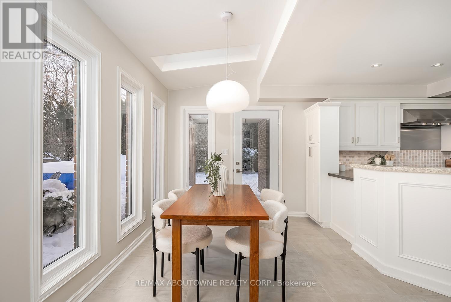 4226 Dunvegan Road, Burlington, Ontario  L7L 1P8 - Photo 36 - W12742128