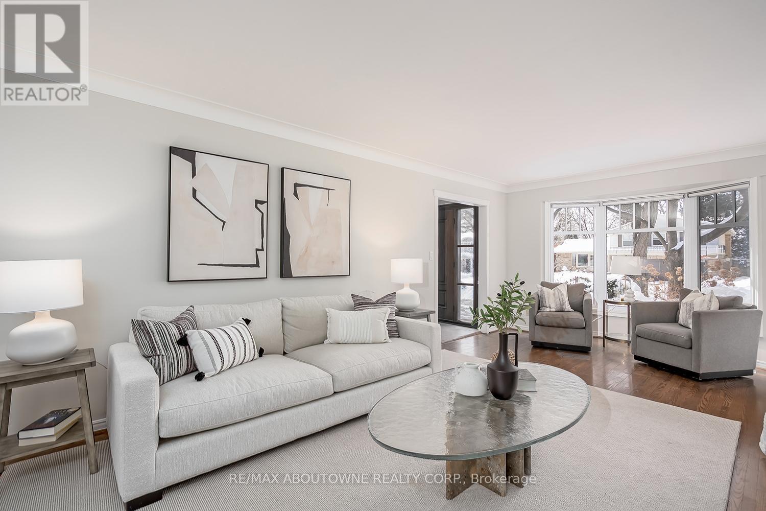 4226 Dunvegan Road, Burlington, Ontario  L7L 1P8 - Photo 9 - W12742128