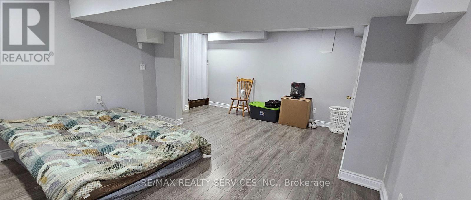 141 Whitwell Drive, Brampton, Ontario  L6P 1L2 - Photo 12 - W12742212